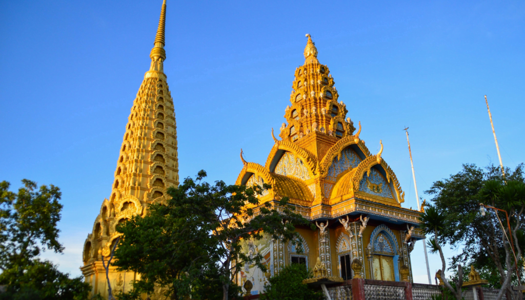 Battambang Phnom Sampeu mountain