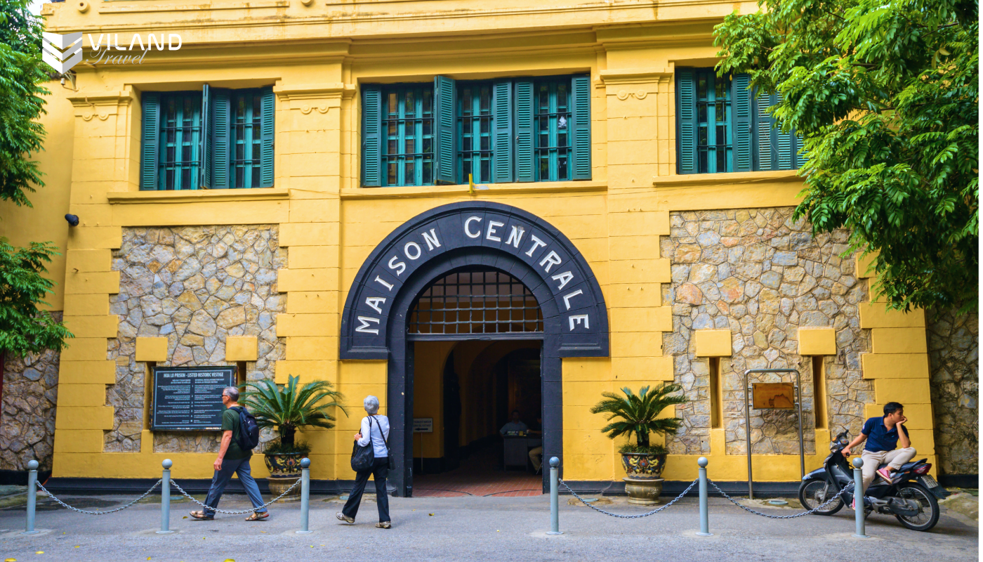 Ha Noi Hoa Lo Prison